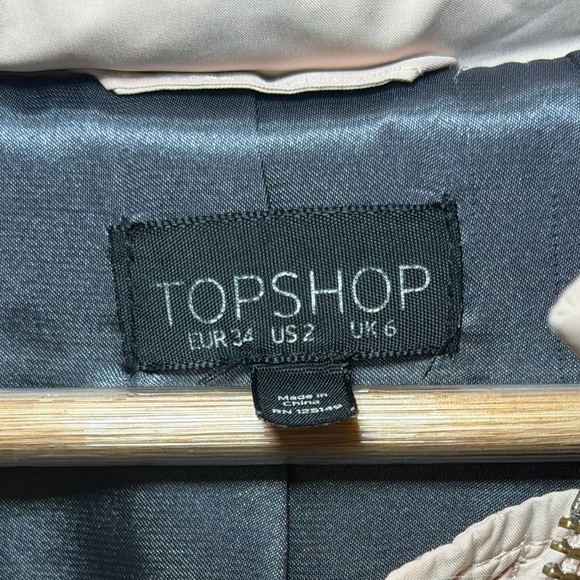 Topshop Beige Cropped Puffer Jacket US 2 | Neutral Fall Winter Coat Streetwear - Picture 4 of 6